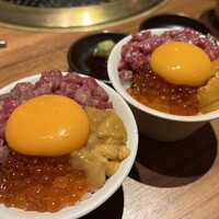 中目黒焼肉 登牛門 - 