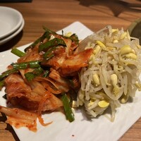 中目黒焼肉 登牛門 - 