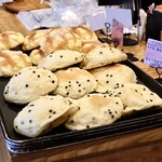 虹いろキッチン - 焼きたてのパン