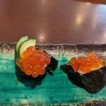 丸三すし - いくら！