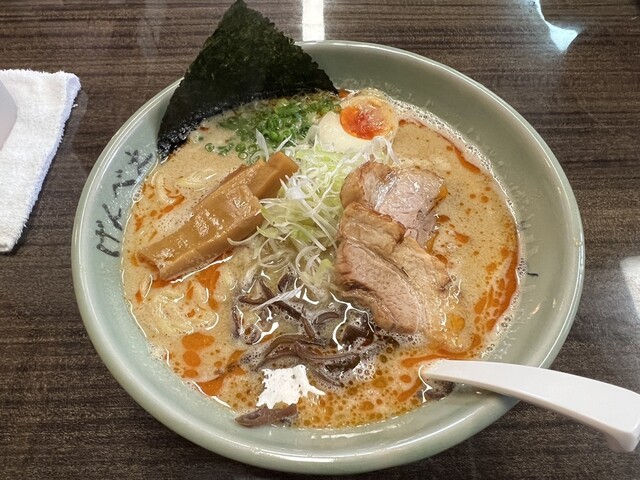 福島・原ノ町のラーメン店『拉麺 げんべえ』- 手作り麺とこだわりスープ