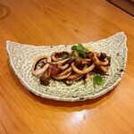 いざかや しん - イカ(魚介)の肝とバターは相性が抜群です！！(o^^o)