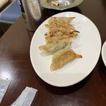 餃子とお酒の店屋 全包 - 