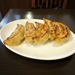 Kouraku - 手作り餃子
