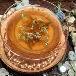 ラチュレ - 鹿の冷製コンソメ