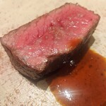 luogo - 茨城県産の黒毛和牛の内ももの炭火ロースト