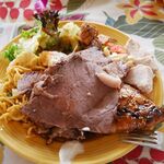 Legends ROCK a HULA - ジャーキーっぽさを感じるローストビーフ(個人的にはハワイでこの感じは好き)