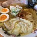 中華そば やいろ亭 - 