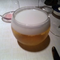 ベージュ アラン・デュカス 東京 - ビール