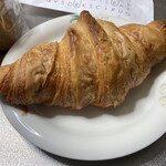 NiOR - クロワッサン¥430