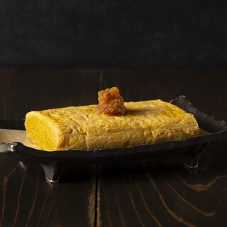 お出汁溢れる出汁巻き玉子