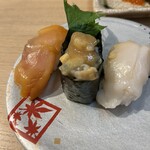 回転寿司 鮮 - 貝3点