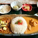 旧ヤム邸 - あいがけカレー膳