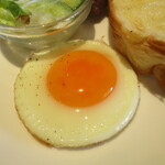 美桃旅庵 - モーニングセット：美桃旅庵ブレンドコーヒー 480円（税込） A：トースト・目玉焼き・ポテトサラダ・小倉あん。