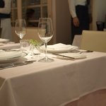 レストラン ヒロミチ - テーブル