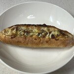 しばぱん - てりチキフランス 税込み302円