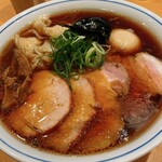 らぁ麺 すぎ本 - 醤油特製らぁ麺