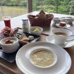 フラノ寶亭留 - 森の朝食