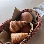 フラノ寶亭留 - 美味しいクロワッサンと丸パン