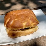 メゾン ムラタ - フレンチチョコクリームぱん ¥220