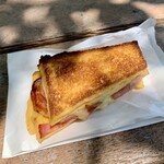 メゾン ムラタ - フロマージュベーコン ¥180