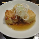 囲炉裏 温石 - ジーマミーの揚げ出汁豆腐です