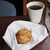 街と山 - 料理写真:本日のコーヒー（500円） 塩チョコスコーン（380円）