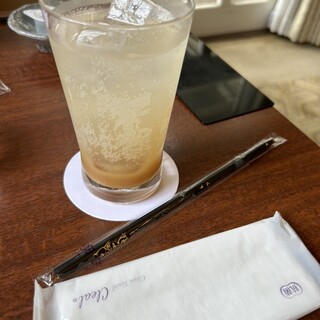 メゾン アンベ_0