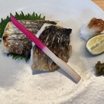 あじふらい てしお - 塩焼きには大根おろしと酢橘も付く