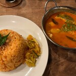 Spice kitchen moona - ムーナ(稚鰤ワラサのカレー、トマトライス)