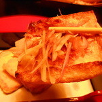 とうふ屋うかい - ミョウガと鰹節と出汁醤油で