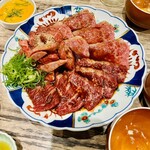 焼肉 六甲園 - 