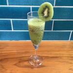 kiwi sparkling