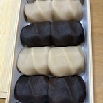 이스즈챠야 이이스즈가와점 - 백떡과 흑떡