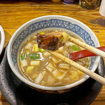 すごい煮干ラーメン凪 - 角切りチャーシューが入っています