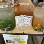 リストア カフェ アリアドネ - デトックスウォーターが嬉しい。
