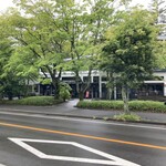 Bakery & Restaurant Sawamura Kyu Karuizawa - 被20米高的樹木環繞的自然中的ベーカリー＆レストラン沢村