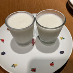 アトリエ・ド・フロマージュ - ①アミューズ～フルーツビネガーユーグルト