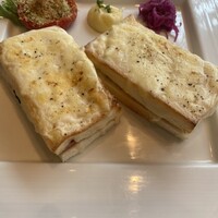 ポム・ダダン - 