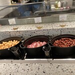 Hotel Harvest Kyu Karuizawa - A selection of breakfast classics is available.