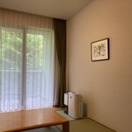 Hotel Harvest Kyu Karuizawa - The room also includes a Japanese-style room.