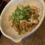 立ち飲み居酒屋 まえしろ - ミミガーのポン酢和え