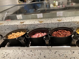 Hotel Harvest Kyu Karuizawa - A selection of breakfast classics is available.