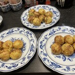 たこやき 大八 - タコ＆エビミックス12個￥1,100、ベジタブルたこやき8個￥650