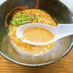 Isawa Kenkou Rando - 四川風旨辛担担麺のスープ