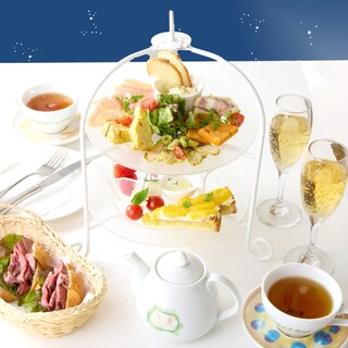【イブニングハイティー】セイボリー多めのアフタヌｰンティー