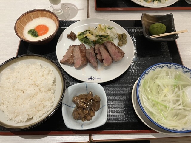 牛たん炭焼　利久 セルバテラス店 - 泉中央（牛タン）の写真