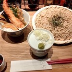 スタンド JAPA SOBA HANAKO - はなこセット￥1194