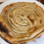 インド料理 パリワル - 香りと食感がたまらないラッチャパラタ