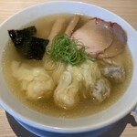 Wantammensemmontentayutafu - 特製雲呑麺1200円肉ワンタン2個、エビワンタン2個